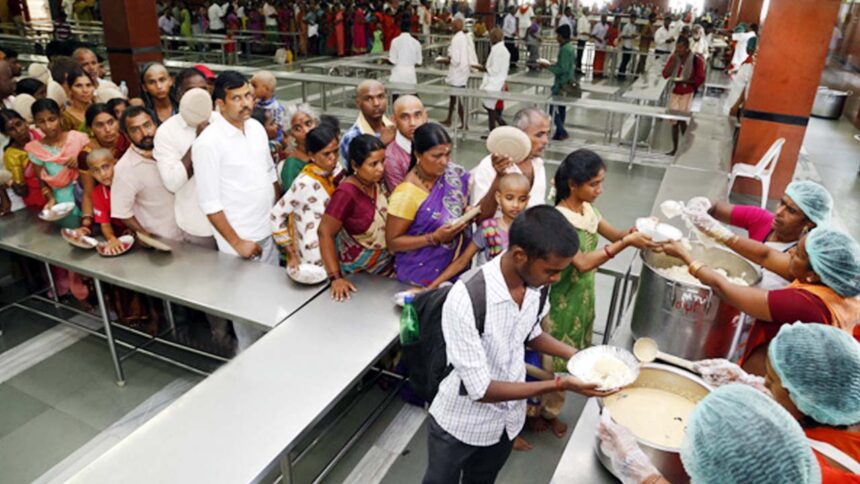 TTD Initiates Food Distribution for Devotees in Galleries